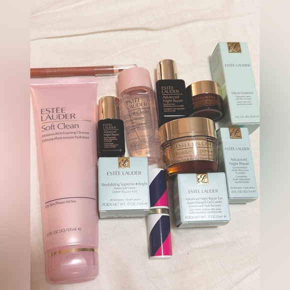 Estee Lauder Advanced Night Repair Serum - Picture 3 of 4